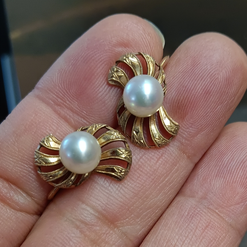 14k Mikimoto Gold and Pearl Swirl Earrings